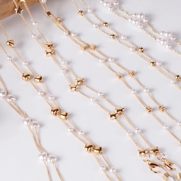 AirPod Pearl Chain Straps 3 Different Styles - Picture 6 of 13